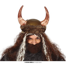Helma viking s kožešinou a rohy