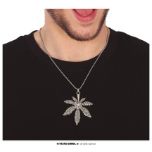 Kovový přívěsek marihuana